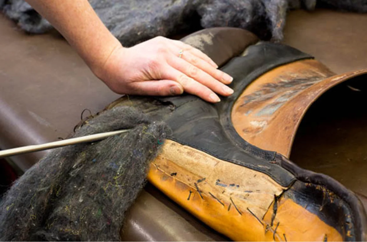 Ihr Sattel wird angepasst – nicht ersetzt.